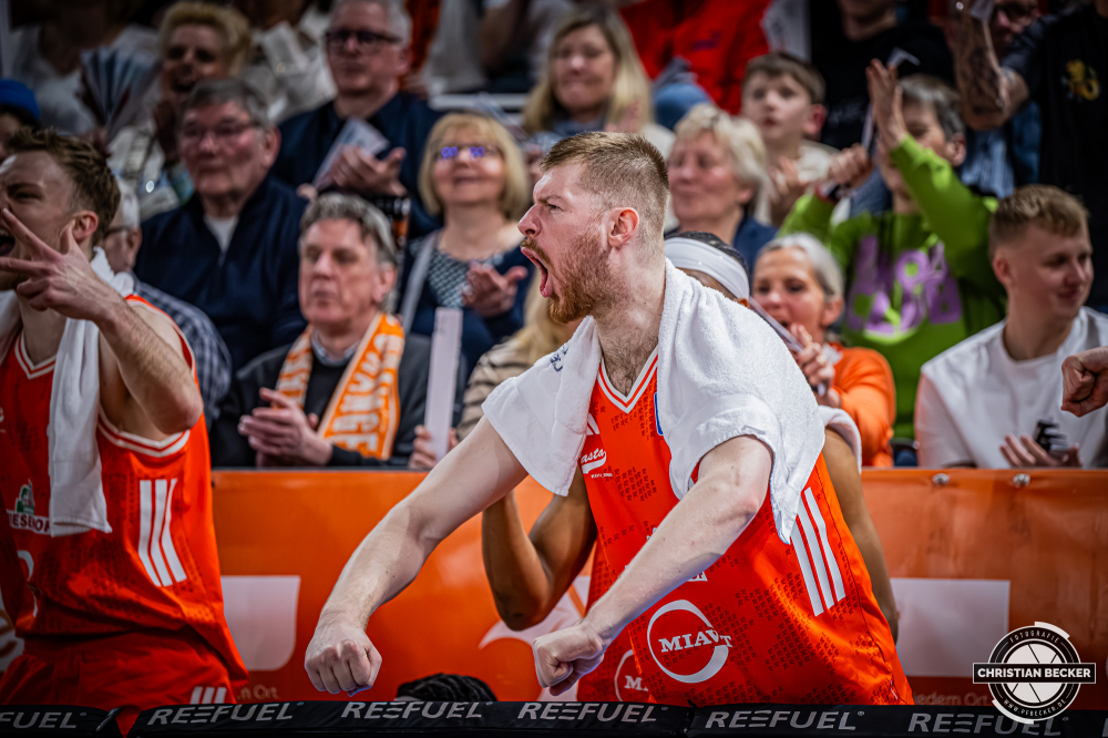 1. Basketball Bundesliga, easyCredit BBL, Saison 2025/2026, Herren, Hauptrunde, 24. Spieltag, 14.03.2026, RASTA Vechta - MHP Riesen Ludwigsburg
Luc van Slooten (#6 - RASTA Vechta) zeigt Emotionen w&auml;hrend der Partie
Schlüsselwörter: 1. Bundesliga;14.03.2026;24. Spieltag;BBL;Basketball;Hauptrunde;Liga;Ludwigsburg;MHP;RASTA;RASTA Dome;RIESEN;Saison 2025/2026;Vechta;easycredit