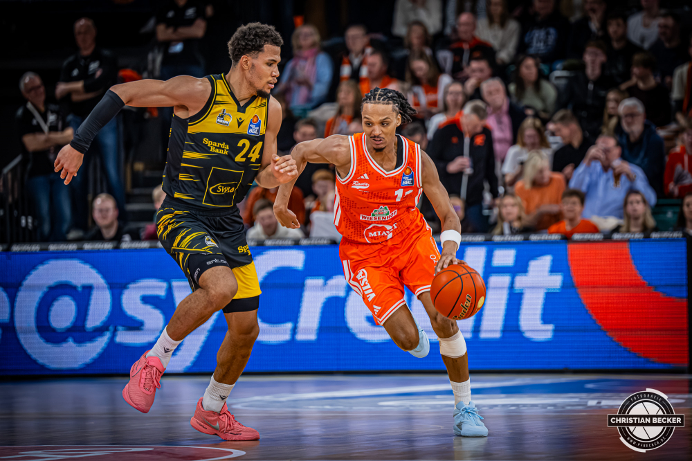 1. Basketball Bundesliga, easyCredit BBL, Saison 2025/2026, Herren, Hauptrunde, 24. Spieltag, 14.03.2026, RASTA Vechta - MHP Riesen Ludwigsburg
Alonzo Verge (#11 - RASTA Vechta) in Aktion
Schlüsselwörter: 1. Bundesliga;14.03.2026;24. Spieltag;BBL;Basketball;Hauptrunde;Liga;Ludwigsburg;MHP;RASTA;RASTA Dome;RIESEN;Saison 2025/2026;Vechta;easycredit