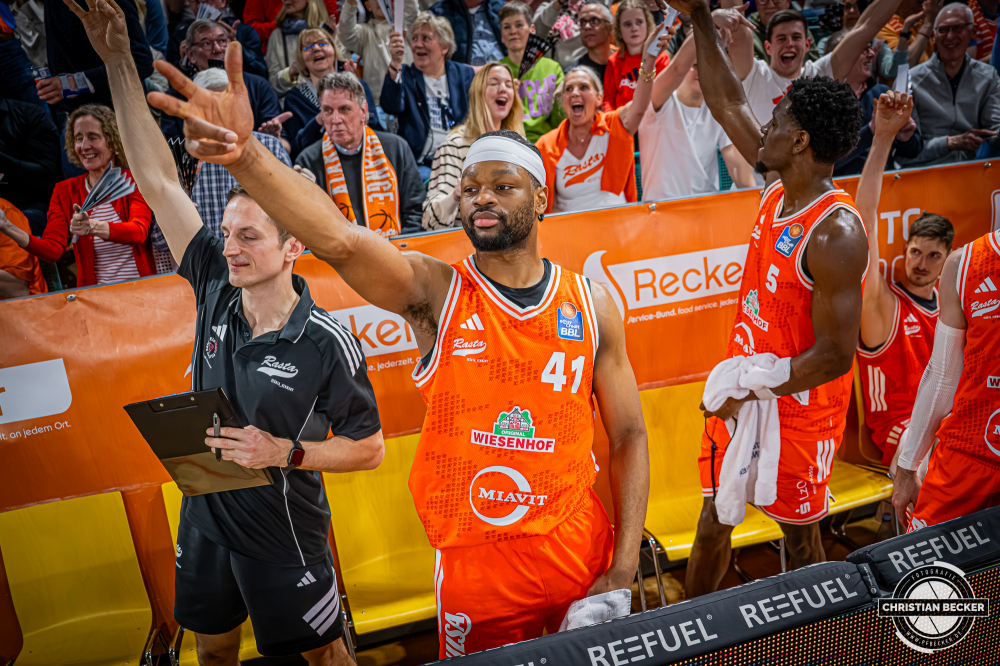 1. Basketball Bundesliga, easyCredit BBL, Saison 2025/2026, Herren, Hauptrunde, 24. Spieltag, 14.03.2026, RASTA Vechta - MHP Riesen Ludwigsburg
Lloyd Pandi (#41 - RASTA Vechta) w&auml;hrend der Partie
Schlüsselwörter: 1. Bundesliga;14.03.2026;24. Spieltag;BBL;Basketball;Hauptrunde;Liga;Ludwigsburg;MHP;RASTA;RASTA Dome;RIESEN;Saison 2025/2026;Vechta;easycredit