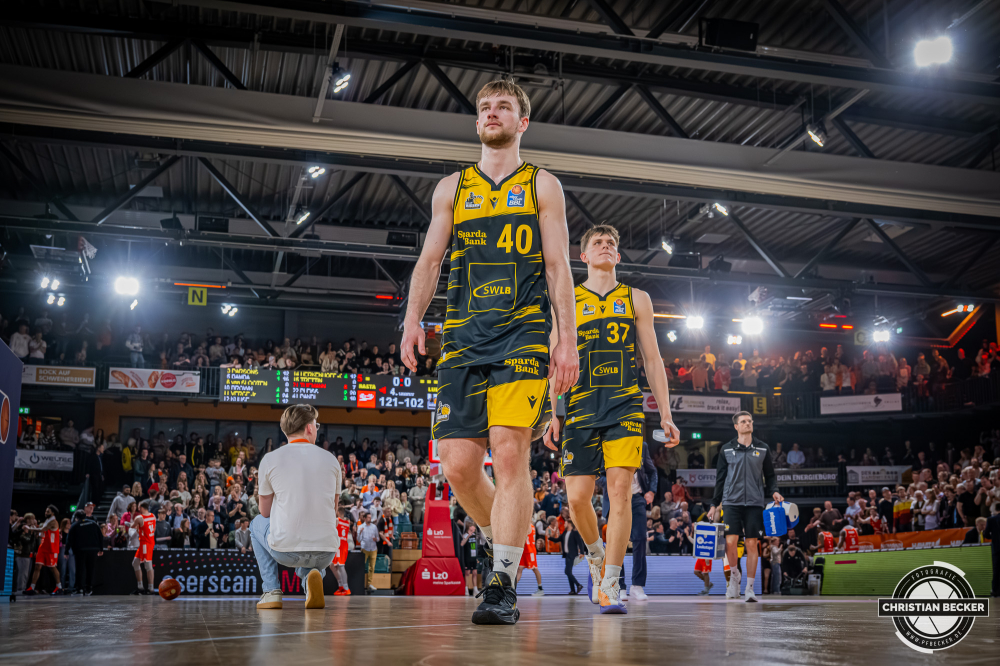 1. Basketball Bundesliga, easyCredit BBL, Saison 2025/2026, Herren, Hauptrunde, 24. Spieltag, 14.03.2026, RASTA Vechta - MHP Riesen Ludwigsburg
Simon Feneberg (#40 - MHP Riesen Ludwigsburg) nach der Partie
Schlüsselwörter: 1. Bundesliga;14.03.2026;24. Spieltag;BBL;Basketball;Hauptrunde;Liga;Ludwigsburg;MHP;RASTA;RASTA Dome;RIESEN;Saison 2025/2026;Vechta;easycredit