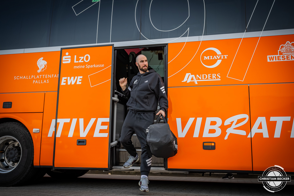 1. Basketball Bundesliga, easyCredit BBL, Saison 2025/2026, Herren, Hauptrunde, 23. Spieltag, 08.03.2026, EWE Baskets Oldenburg - RASTA Vechta
Tommy Kuhse (#12 - RASTA Vechta) vor der Partie
Schlüsselwörter: 08.03.2026;1. Bundesliga;23. Spieltag;BBL;Basketball;Baskets;EWE;EWE Arena;Hauptrunde;Liga;Oldenburg;RASTA;Saison 2025/2026;Vechta;easycredit