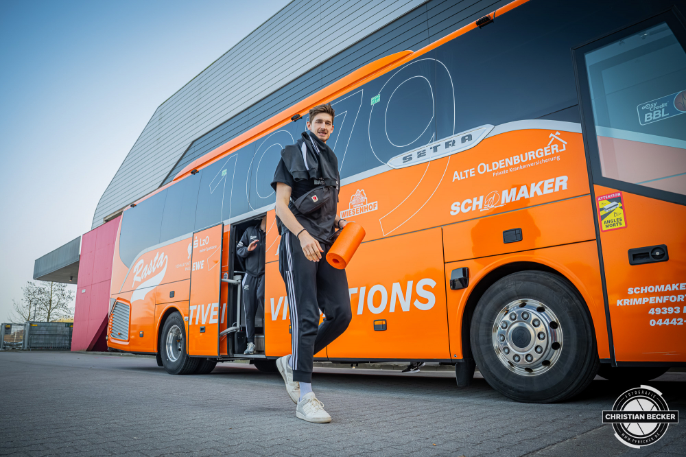 1. Basketball Bundesliga, easyCredit BBL, Saison 2025/2026, Herren, Hauptrunde, 23. Spieltag, 08.03.2026, EWE Baskets Oldenburg - RASTA Vechta
Tibor Plei&szlig; (#22 - RASTA Vechta) vor der Partie
Schlüsselwörter: 08.03.2026;1. Bundesliga;23. Spieltag;BBL;Basketball;Baskets;EWE;EWE Arena;Hauptrunde;Liga;Oldenburg;RASTA;Saison 2025/2026;Vechta;easycredit