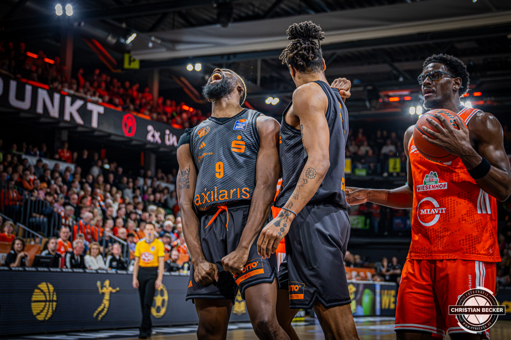 1. Basketball Bundesliga, easyCredit BBL, Saison 2025/2026, Herren, Hauptrunde, 25. Spieltag, 21.03.2026, RASTA Vechta - NINERS Chemnitz
John Newman III (#9 - NINERS Chemnitz) zeigt Emotionen w&auml;hrend der Partie
Schlüsselwörter: 1. Bundesliga;21.03.2026;25. Spieltag;BBL;Basketball;Chemnitz;Hauptrunde;Liga;NINERS;RASTA;RASTA Dome;Saison 2025/2026;Vechta;easycredit