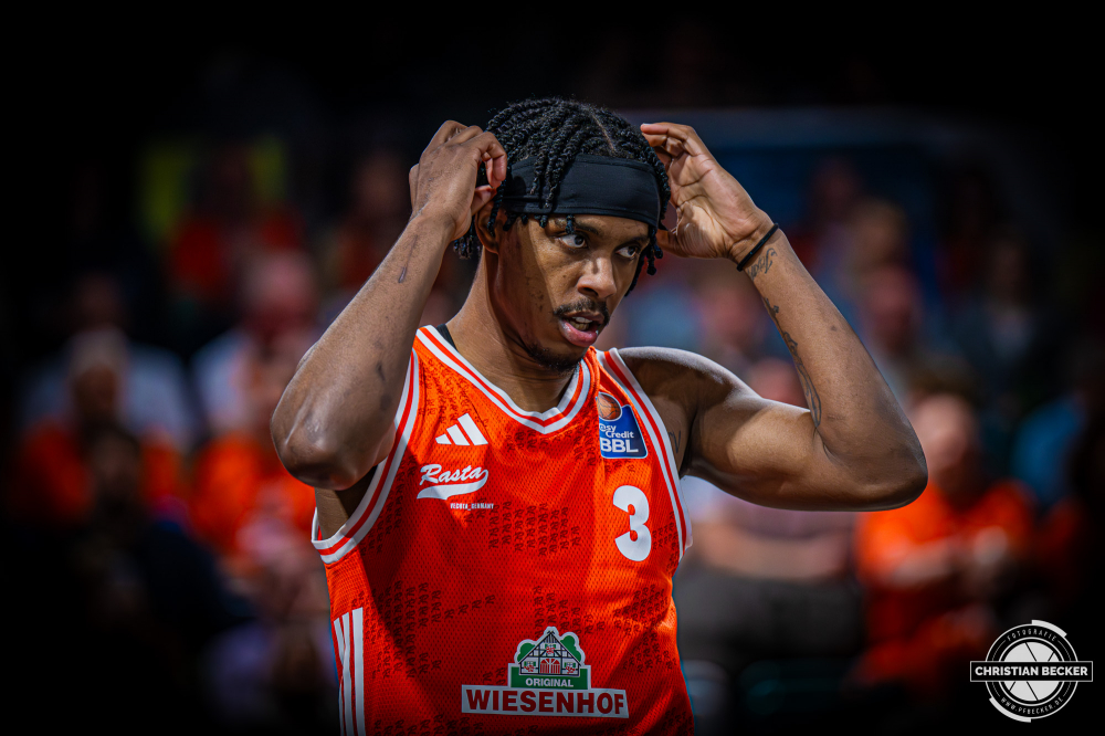 1. Basketball Bundesliga, easyCredit BBL, Saison 2025/2026, Herren, Hauptrunde, 25. Spieltag, 21.03.2026, RASTA Vechta - NINERS Chemnitz
Malik Parsons (#3 - RASTA Vechta) w&auml;hrend der Partie
Schlüsselwörter: 1. Bundesliga;21.03.2026;25. Spieltag;BBL;Basketball;Chemnitz;Hauptrunde;Liga;NINERS;RASTA;RASTA Dome;Saison 2025/2026;Vechta;easycredit