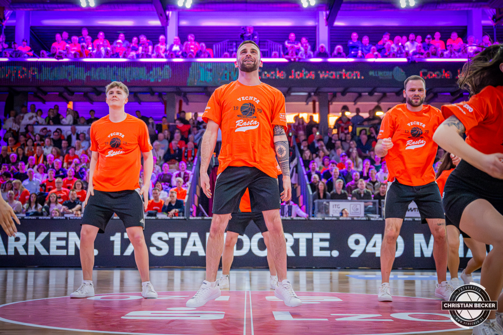 1. Basketball Bundesliga, easyCredit BBL, Saison 2025/2026, Herren, Hauptrunde, 25. Spieltag, 21.03.2026, RASTA Vechta - NINERS Chemnitz
Marleys (Cheerleader - RASTA Vechta) w&auml;hrend der Partie
Schlüsselwörter: 1. Bundesliga;21.03.2026;25. Spieltag;BBL;Basketball;Chemnitz;Hauptrunde;Liga;NINERS;RASTA;RASTA Dome;Saison 2025/2026;Vechta;easycredit