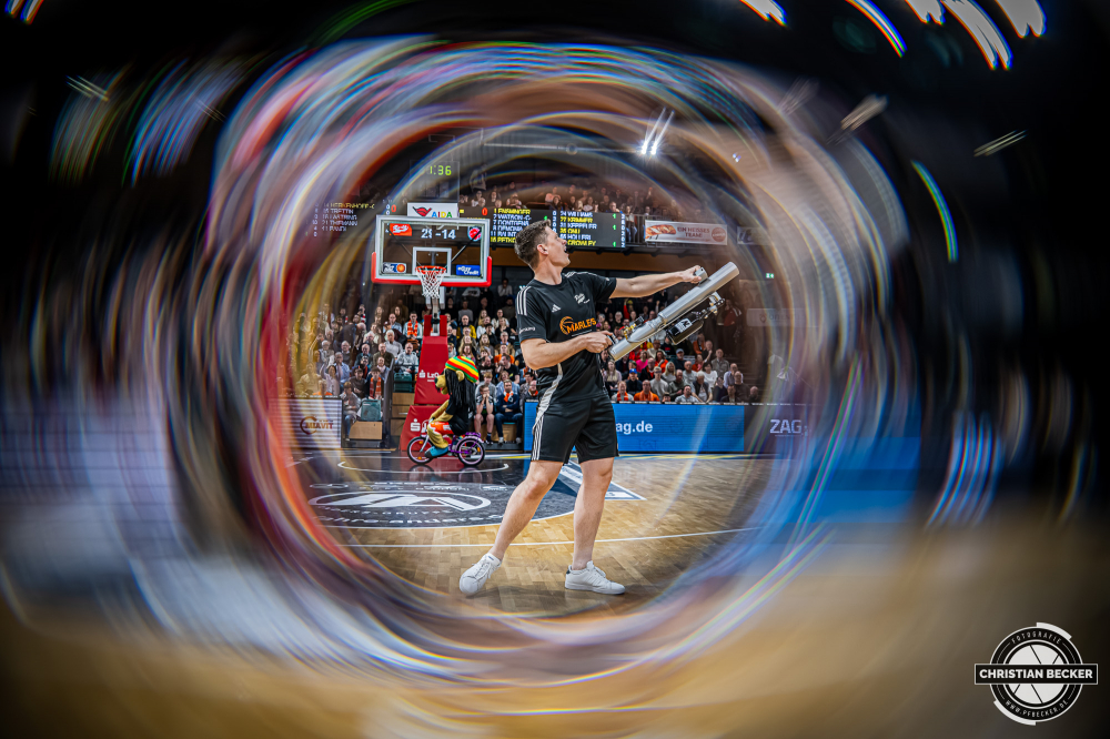 1. Basketball Bundesliga, easyCredit BBL, Saison 2025/2026, Herren, Hauptrunde, 27. Spieltag, 02.04.2026, RASTA Vechta - BMA365 Bamberg Baskets
Marleys (Cheerleader - RASTA Vechta) w&auml;hrend der Partie
Schlüsselwörter: 02.04.2026;1. Bundesliga;27. Spieltag;365;BBL;BMA;Bamberg;Basketball;Baskets;Hauptrunde;Liga;RASTA;RASTA Dome;Saison 2025/2026;Vechta;easycredit