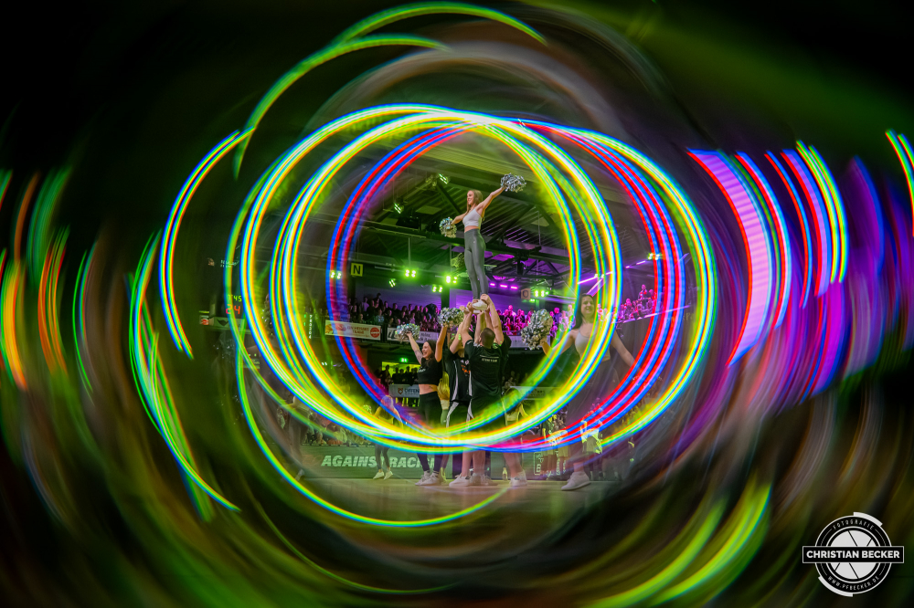 1. Basketball Bundesliga, easyCredit BBL, Saison 2025/2026, Herren, Hauptrunde, 27. Spieltag, 02.04.2026, RASTA Vechta - BMA365 Bamberg Baskets
Marleys (Cheerleader - RASTA Vechta) w&auml;hrend der Partie
Schlüsselwörter: 02.04.2026;1. Bundesliga;27. Spieltag;365;BBL;BMA;Bamberg;Basketball;Baskets;Hauptrunde;Liga;RASTA;RASTA Dome;Saison 2025/2026;Vechta;easycredit