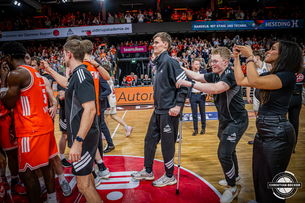 1. Basketball Bundesliga, easyCredit BBL, Saison 2025/2026, Herren, Hauptrunde, 27. Spieltag, 02.04.2026, RASTA Vechta - BMA365 Bamberg Baskets
Joschka Ferner (#9 - RASTA Vechta) nach der Partie
Schlüsselwörter: 02.04.2026;1. Bundesliga;27. Spieltag;365;BBL;BMA;Bamberg;Basketball;Baskets;Hauptrunde;Liga;RASTA;RASTA Dome;Saison 2025/2026;Vechta;easycredit