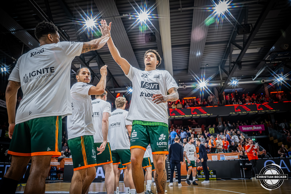 1. Basketball Bundesliga, easyCredit BBL, Saison 2025/2026, Herren, Hauptrunde, 29. Spieltag, 11.04.2026, RASTA Vechta - Gladiators Trier
Nolan Adekunle (#22 - VET-CONCEPT Gladiators Trier) vor der Partie
Schlüsselwörter: 1. Bundesliga;11.04.2026;29. Spieltag;BBL;Basketball;Gladiators;Hauptrunde;Liga;RASTA;RASTA Dome;Saison 2025/2026;Trier;VET-CONCEPT;Vechta;easycredit