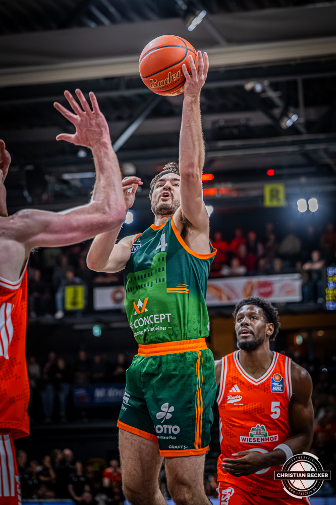 1. Basketball Bundesliga, easyCredit BBL, Saison 2025/2026, Herren, Hauptrunde, 29. Spieltag, 11.04.2026, RASTA Vechta - Gladiators Trier
Clay Guillozet (#4 - VET-CONCEPT Gladiators Trier) in Aktion
Schlüsselwörter: 1. Bundesliga;11.04.2026;29. Spieltag;BBL;Basketball;Gladiators;Hauptrunde;Liga;RASTA;RASTA Dome;Saison 2025/2026;Trier;VET-CONCEPT;Vechta;easycredit