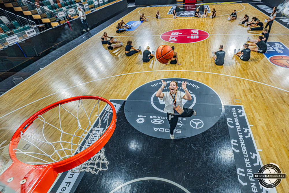 1. Basketball Bundesliga, easyCredit BBL, Saison 2026/2027, Herren, Hauptrunde, 2. Spieltag, 24.09.2026, RASTA Vechta - Bamberg Baskets
RASTA Vechta gegen Bamberg Baskets
Schlüsselwörter: 1. Bundesliga;2. Spieltag;24.09.2026;BBL;BMA 365;Bamberg;Basketball;Baskets;Hauptrunde;Liga;RASTA;RASTA Dome;Saison 2025/2026;Vechta;easycredit