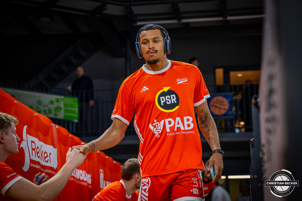 1. Basketball Bundesliga, easyCredit BBL, Saison 2026/2027, Herren, Hauptrunde, 2. Spieltag, 24.09.2026, RASTA Vechta - Bamberg Baskets
Nelson Weidemann (#30 - RASTA Vechta) vor der Partie
Schlüsselwörter: 1. Bundesliga;2. Spieltag;24.09.2026;BBL;BMA 365;Bamberg;Basketball;Baskets;Hauptrunde;Liga;RASTA;RASTA Dome;Saison 2025/2026;Vechta;easycredit