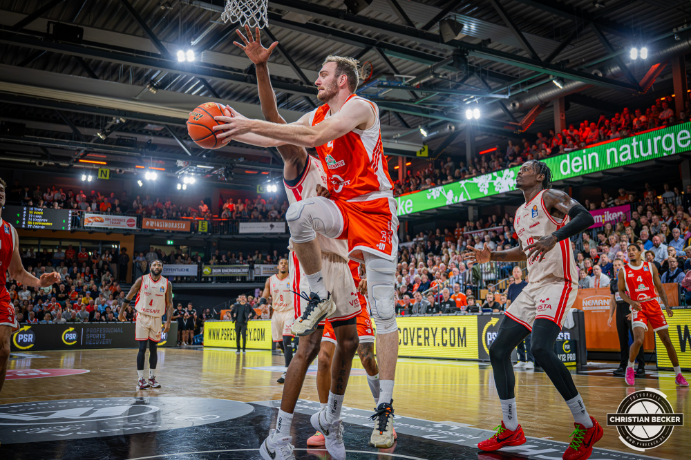 1. Basketball Bundesliga, easyCredit BBL, Saison 2026/2027, Herren, Hauptrunde, 2. Spieltag, 24.09.2026, RASTA Vechta - Bamberg Baskets
Philipp Herkenhoff (#14 - RASTA Vechta) in Aktion
Schlüsselwörter: 1. Bundesliga;2. Spieltag;24.09.2026;BBL;BMA 365;Bamberg;Basketball;Baskets;Hauptrunde;Liga;RASTA;RASTA Dome;Saison 2025/2026;Vechta;easycredit