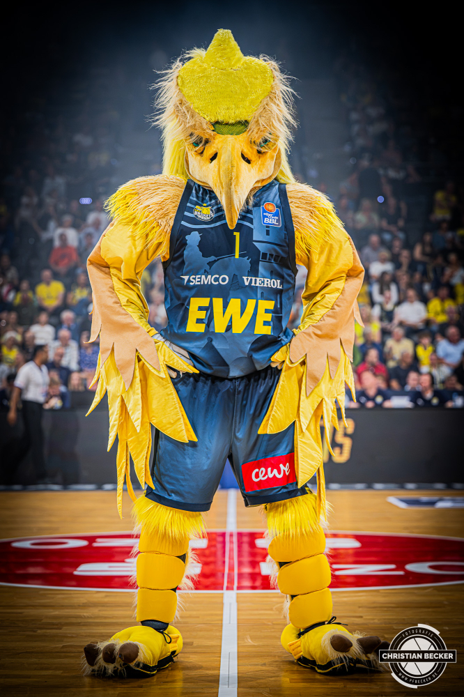1. Basketball Bundesliga, easyCredit BBL, Saison 2026/2027, Herren, Hauptrunde, 3. Spieltag, 27.09.2026, EWE Baskets Oldenburg - Veolia Towers Hamburg
EWE Baskets Oldenburg gegen Veolia Towers Hamburg
Schlüsselwörter: 1. Bundesliga;27.09.2026;3. Spieltag;BBL;Basketball;Baskets;EWE;Hamburg;Hauptrunde;Liga;Oldenburg;RASTA Dome;Saison 2026/2027;Towers;Veolia;easycredit