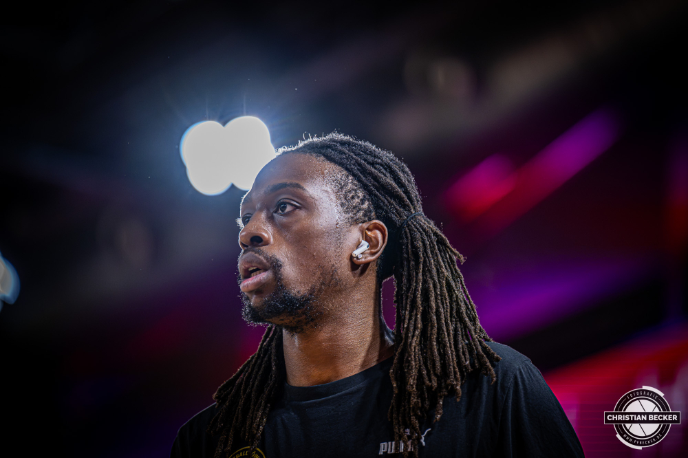 1. Basketball Bundesliga, easyCredit BBL, Saison 2026/2027, Herren, Hauptrunde, 4. Spieltag, 05.10.2026, RASTA Vechta - Basketball L&ouml;wen Braunschweig
Tajh Green (#55 - Basketball L&ouml;wen Braunschweig) vor der Partie
Schlüsselwörter: 05.10.2026;1. Bundesliga;4. Spieltag;BBL;Basketball;Braunschweig;Hauptrunde;Liga;L&ouml;wen;RASTA;RASTA Dome;Saison 2026/2027;Vechta;easycredit
