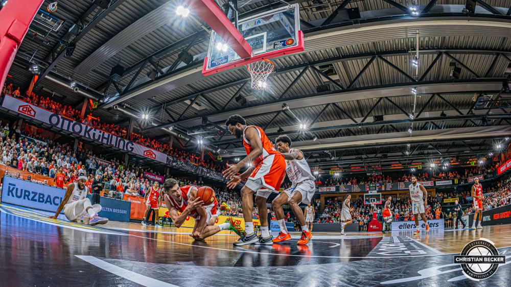 1. Basketball Bundesliga, easyCredit BBL, Saison 2026/2027, Herren, Hauptrunde, 5. Spieltag, 10.10.2026, RASTA Vechta - ratiopharm ulm
Tibor Plei&szlig; (#21 - RASTA Vechta) in Aktion
Schlüsselwörter: 1. Bundesliga;10.10.2026;5. Spieltag;BBL;Basketball;Hauptrunde;Liga;RASTA;RASTA Dome;Saison 2026/2027;Ulm;Vechta;easycredit;ratiopharm