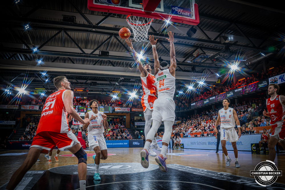 1. Basketball Bundesliga, easyCredit BBL, Saison 2026/2027, Herren, Hauptrunde, 5. Spieltag, 10.10.2026, RASTA Vechta - ratiopharm ulm
Armaan Franklin (#4 - RASTA Vechta) beim Korbleger
Schlüsselwörter: 1. Bundesliga;10.10.2026;5. Spieltag;BBL;Basketball;Hauptrunde;Liga;RASTA;RASTA Dome;Saison 2026/2027;Ulm;Vechta;easycredit;ratiopharm
