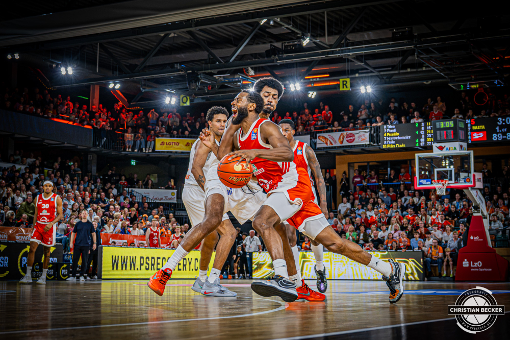 1. Basketball Bundesliga, easyCredit BBL, Saison 2026/2027, Herren, Hauptrunde, 5. Spieltag, 10.10.2026, RASTA Vechta - ratiopharm ulm
Matt Lewis (#11 - RASTA Vechta) in Aktion
Schlüsselwörter: 1. Bundesliga;10.10.2026;5. Spieltag;BBL;Basketball;Hauptrunde;Liga;RASTA;RASTA Dome;Saison 2026/2027;Ulm;Vechta;easycredit;ratiopharm